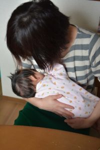 母乳育児は辛い？頑張りすぎないための息抜きの方法