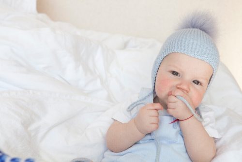 赤ちゃんが熱を出した時の脱水症状と対策